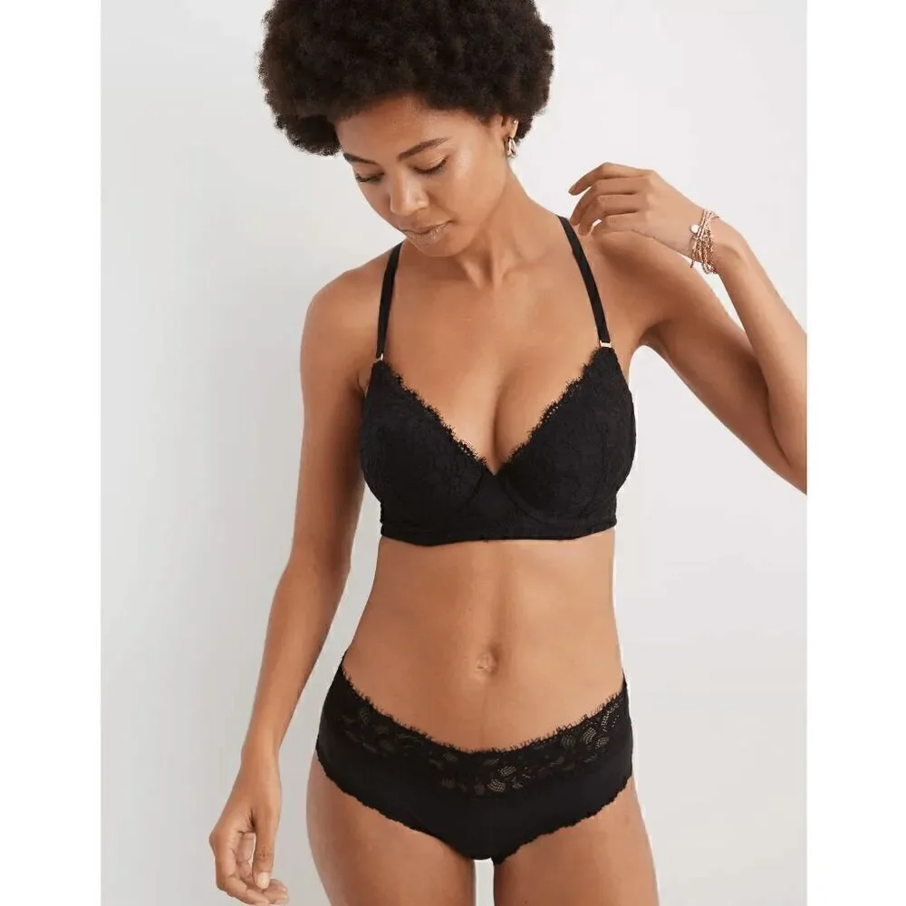 Aerie True Black Show Off Eyelash Lace Plunge Push Up Bra 32B NWT
